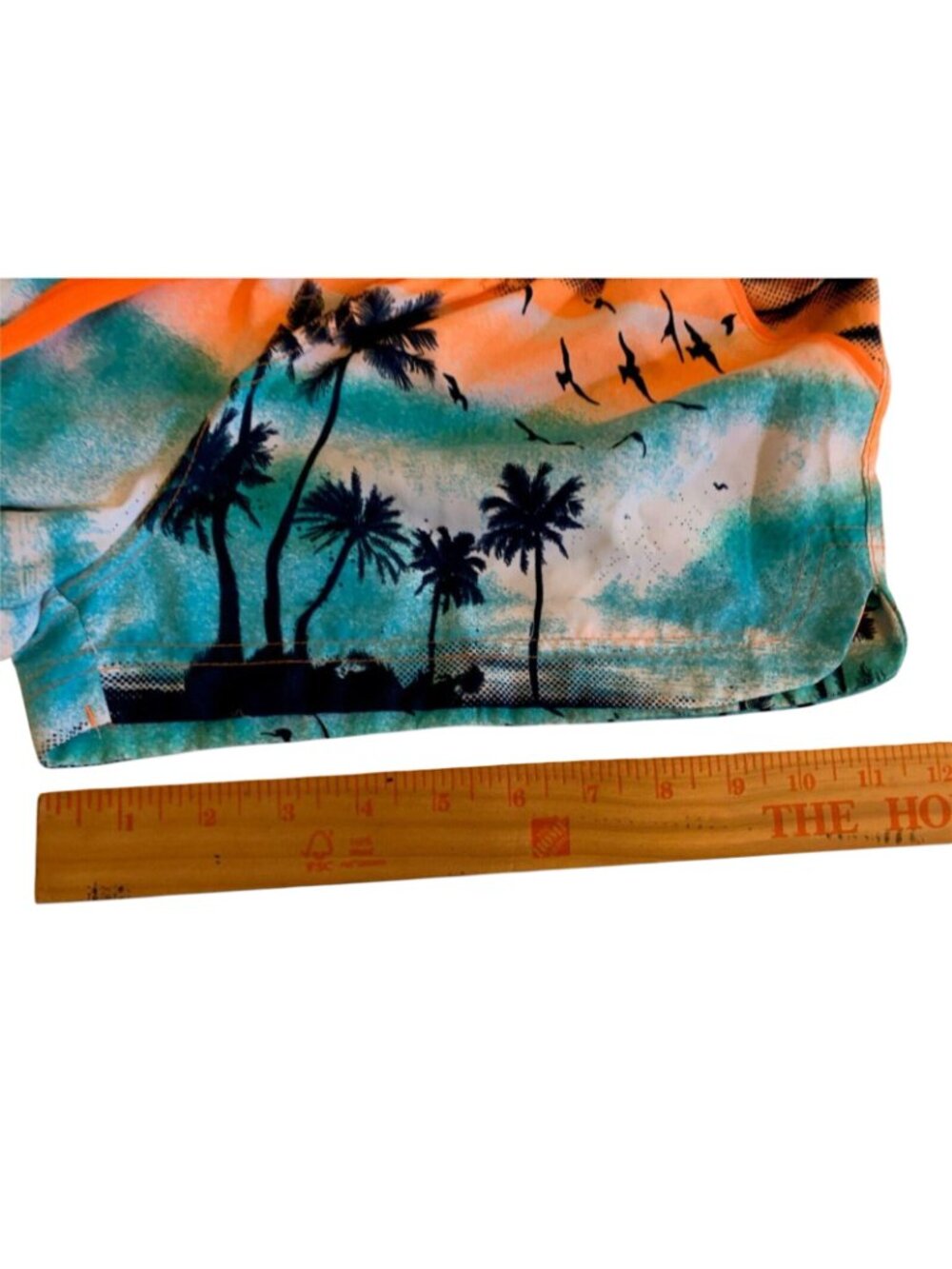 Rainforest Cafe Tropical Shorts Palm Beach Sunset Design Women's Size Small - Picture 6 of 8